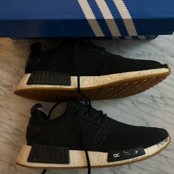 Adidas NMD_R1 - Picture 9 of 9